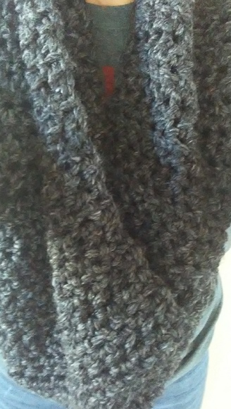 SALE!!! HOST PICK! CHUNKY INFINITY SCARF! - Picture 3 of 5